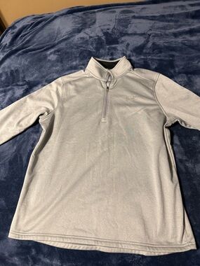LG Black and Light Gray Fleece-Lined Jacket Collar